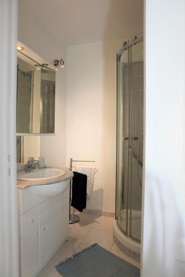 Appartement T3 Plein Centre Saint-Raphael (Var) Exterior foto